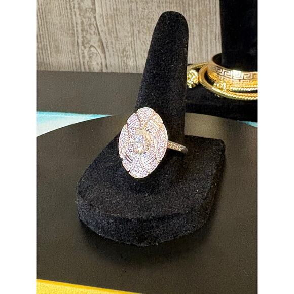 Sz. 9 - 1.5CTW Moissanite Shield Style Silver Ring w/ GRA - Picture 5 of 9